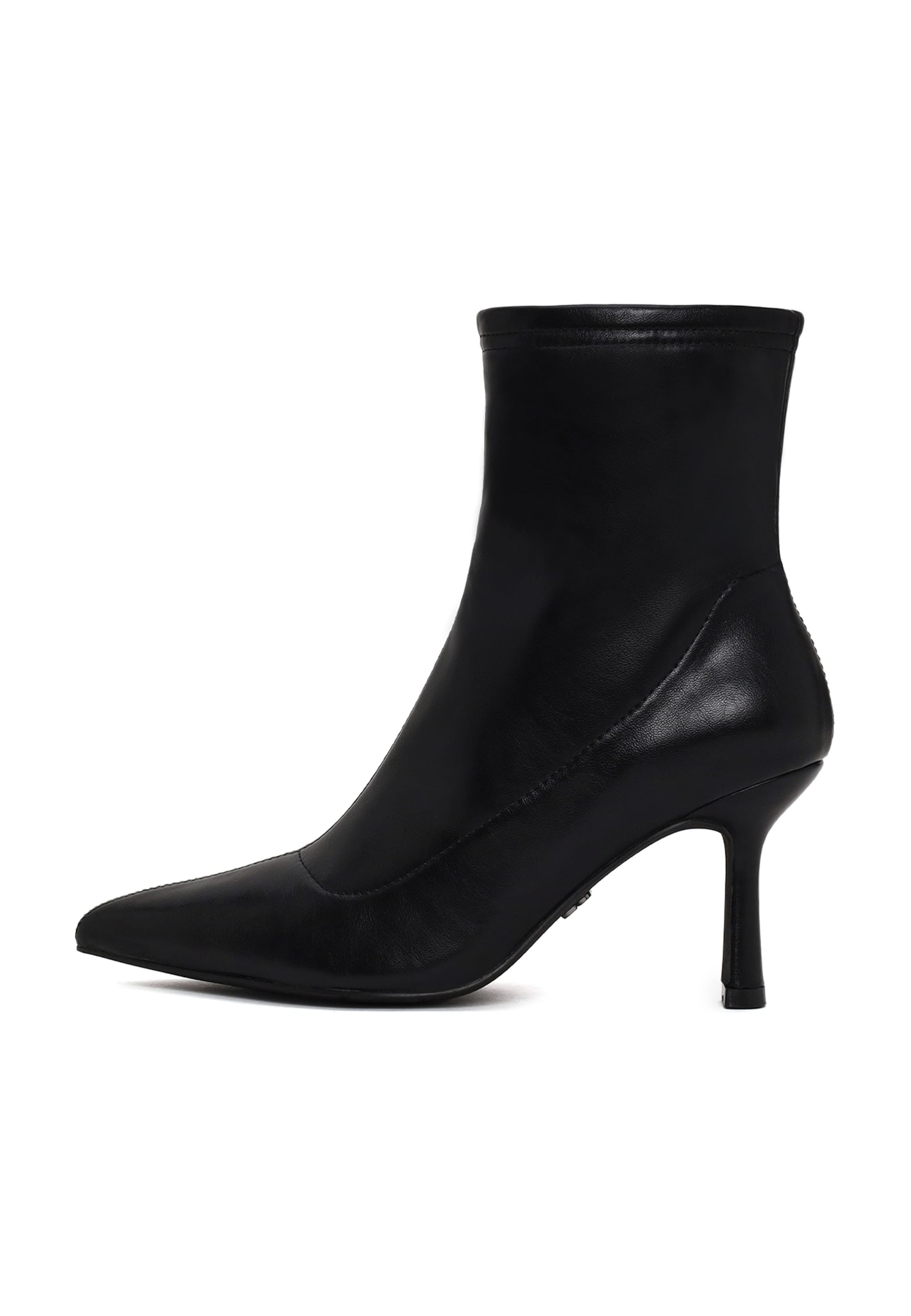 Botine de la Derimod pe negru: față