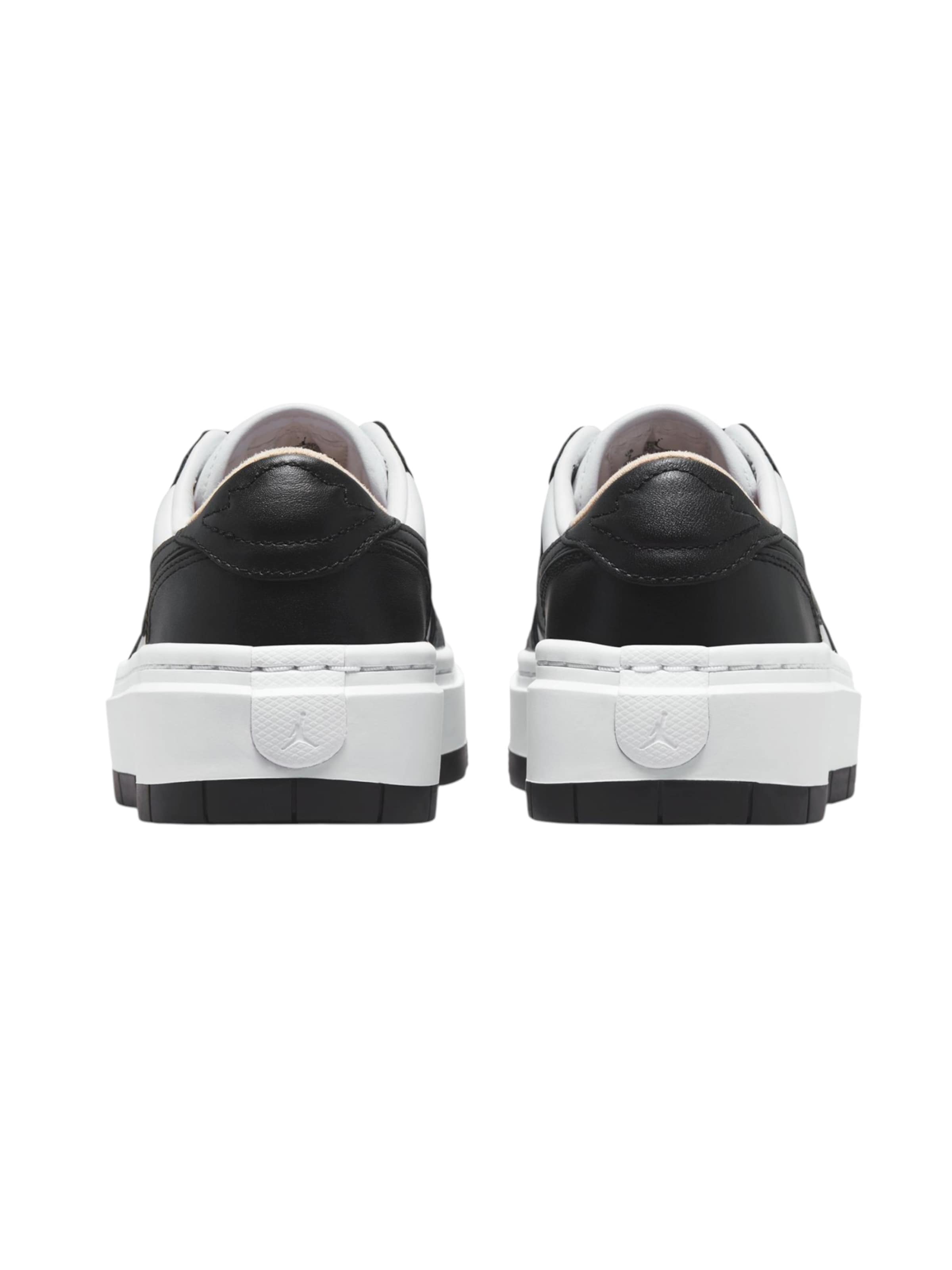 Jordan Sneakers in White