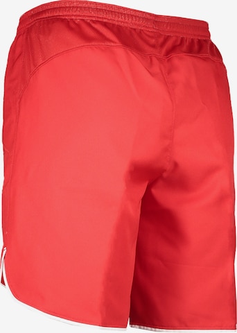 Regular Pantalon de sport NIKE en rouge