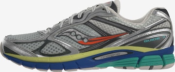 Sneaker low 'PROGRID GUIDE 7' de la saucony pe argintiu: față