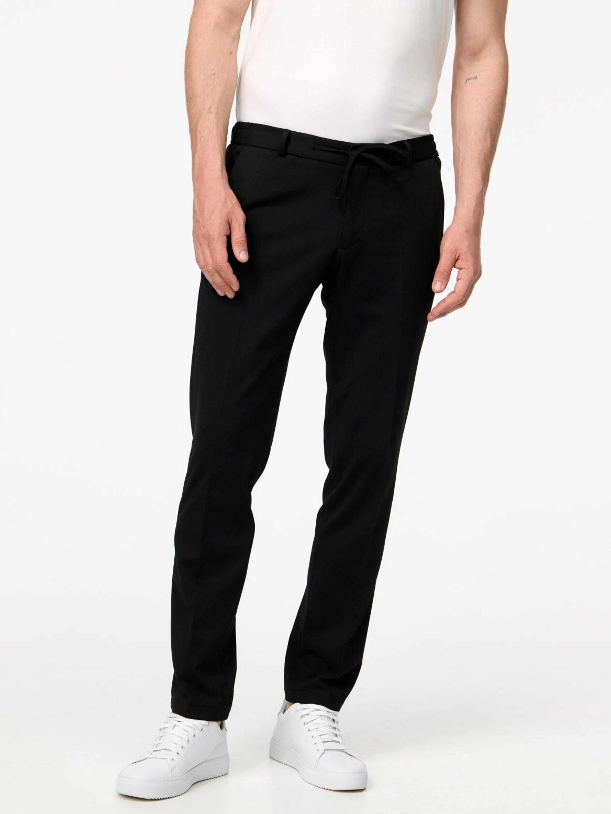 Zuitable Slim fit Pants 'DiSpartaflex SE' in Black