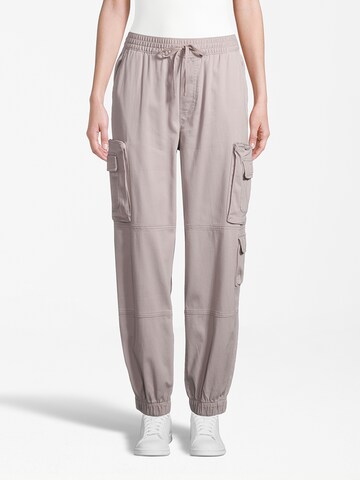 AÉROPOSTALE Tapered Cargo Pants in Pink: front