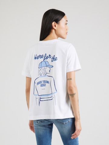 T-shirt s.Oliver en blanc : devant