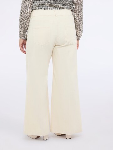 Regular Pantalon Fiorella Rubino en blanc