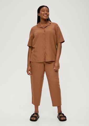 TRIANGLE Blus i brun