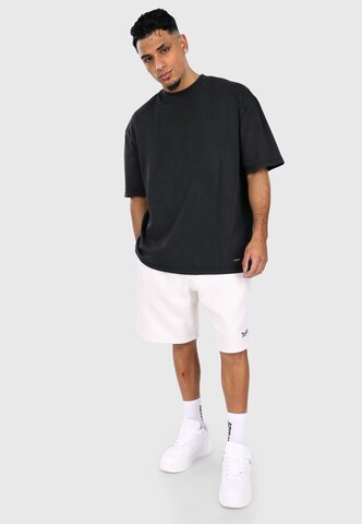 Dropsize T-Shirt in Schwarz