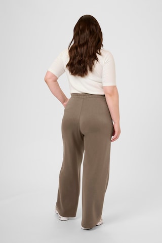 KAFFE CURVE Wide leg Broek 'KCannita' in Beige