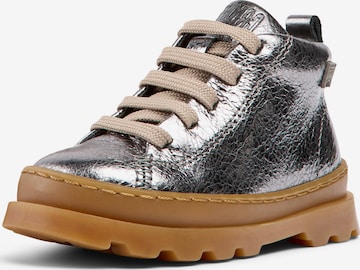 Chaussure basse 'Brutus' CAMPER en argent : devant