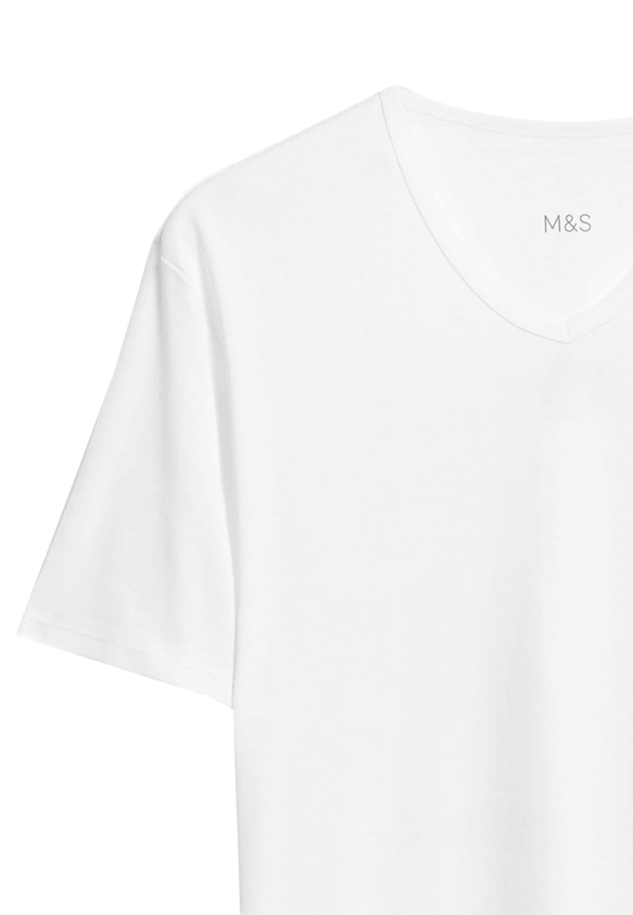 Maglietta intima di Marks & Spencer in bianco