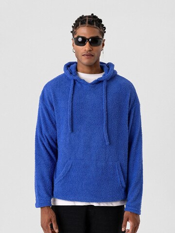 Pull-over 'Henrique' Dandalo en bleu : devant