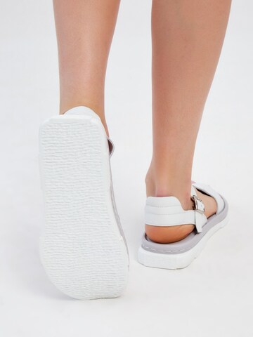 CESARE GASPARI Sandals in White