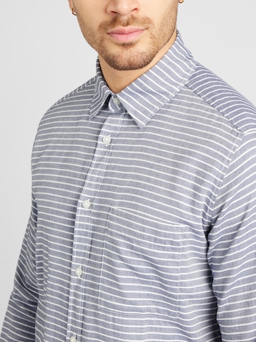 s.Oliver Regular fit Button Up Shirt in Blue