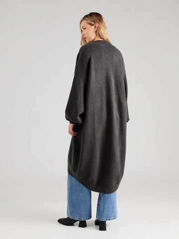 pilka VERSTIQUE by Denise Verst Laisvas kardiganas