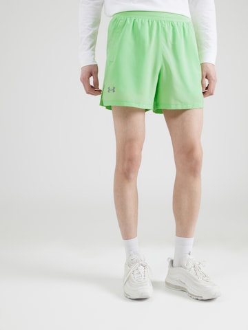 Regular Pantaloni sport 'LAUNCH' de la UNDER ARMOUR pe verde: față