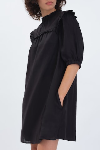 Robe 'Fanya' Aligne en noir