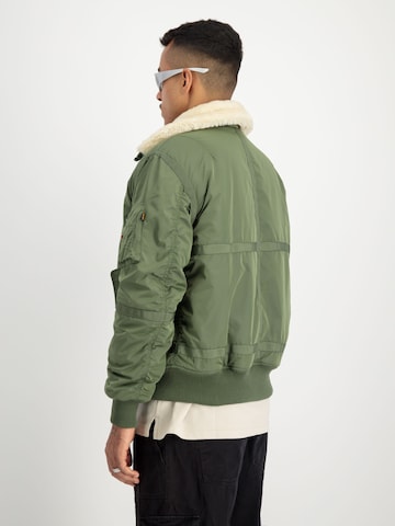 ALPHA INDUSTRIES Klasický střih Zimní bunda 'B15-3 TT' – zelená