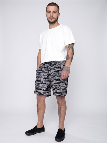 HUF Baggy Hose in Grau: Vorderseite