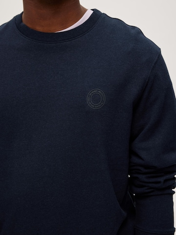 SELECTED HOMME Sweatshirt 'SOON' in Blau
