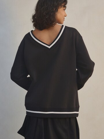 Next Sweatshirt in Schwarz