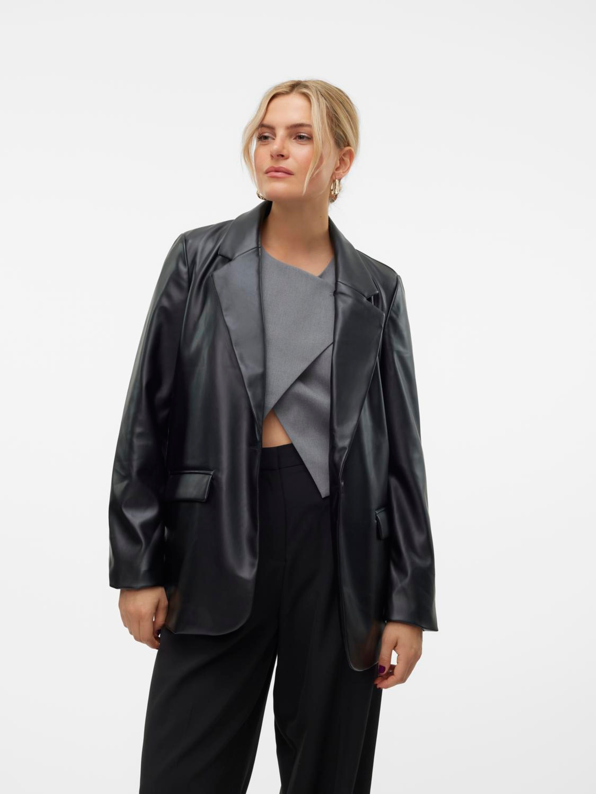 Simili cuir Blazers en promo pour femmes Achetez en ligne ABOUT YOU