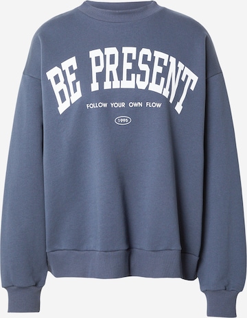 ABOUT YOU Sweatshirt 'Tabea' in Blue: front