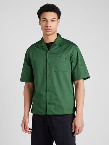 Studio Seidensticker Regular fit Button Up Shirt 'Studio' in Green: front