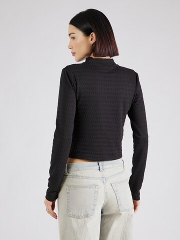 QS - Camiseta en negro