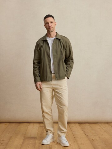 DAN FOX APPAREL Преходно яке 'Dennis' в зелено