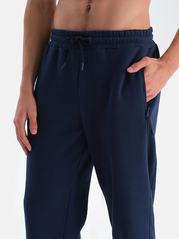 Loosefit Pantaloni di Dagi in blu