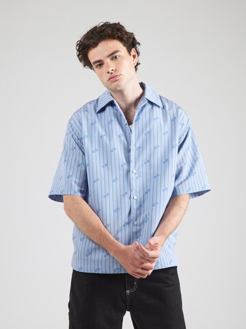 GCDS Comfort fit Button Up Shirt in Blue: front