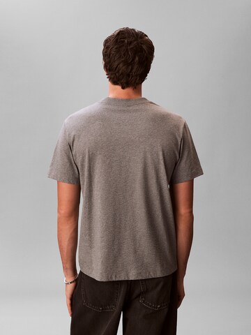 T-Shirt Calvin Klein Jeans en gris