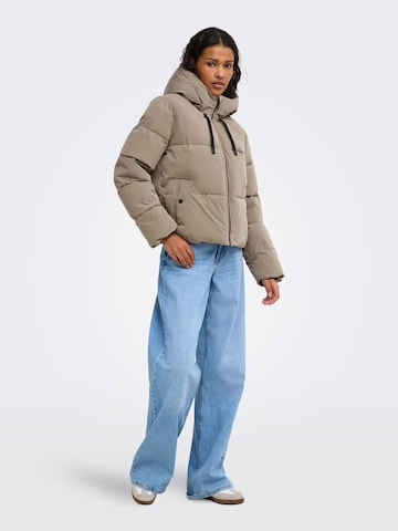 JDY - Chaqueta de invierno 'JDYBlair' en marrón