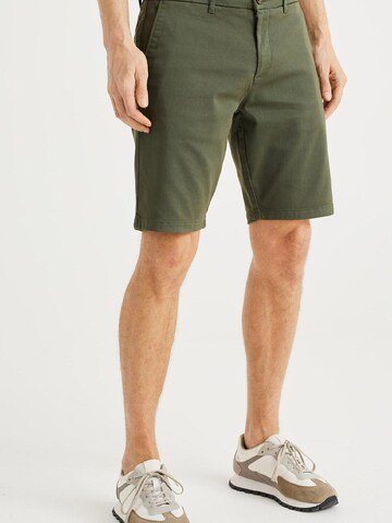 WE Fashion Slimfit Chino in Groen