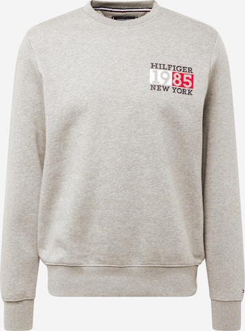 TOMMY HILFIGER - Sweatshirt em cinzento: frente