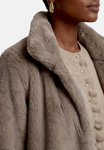 zero Winter Coat in Brown
