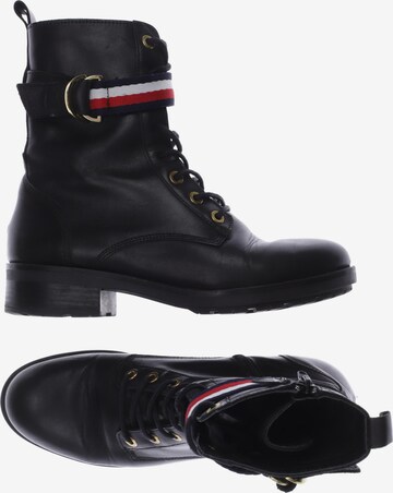 TOMMY HILFIGER Dress Boots in 40 in Black: front