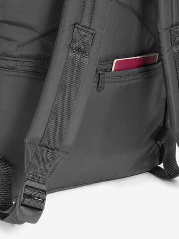 EASTPAK Rucksack in Grau