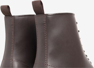 Urban Classics Veterboots in Bruin