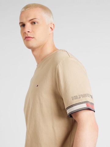 TOMMY HILFIGER T-Shirt in Beige