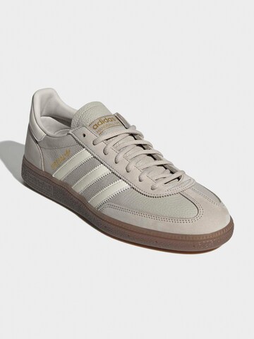 ADIDAS ORIGINALS Ниски маратонки 'HANDBALL SPEZIAL' в сиво