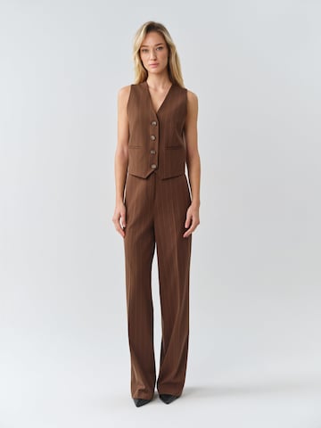 MB by Marta Buzolic Loose fit Trousers in Brown