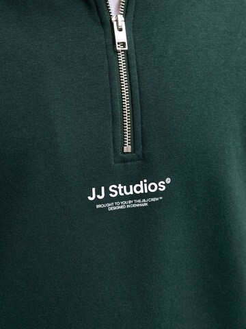 JACK & JONES Sweatshirt 'JJESoho' in Green