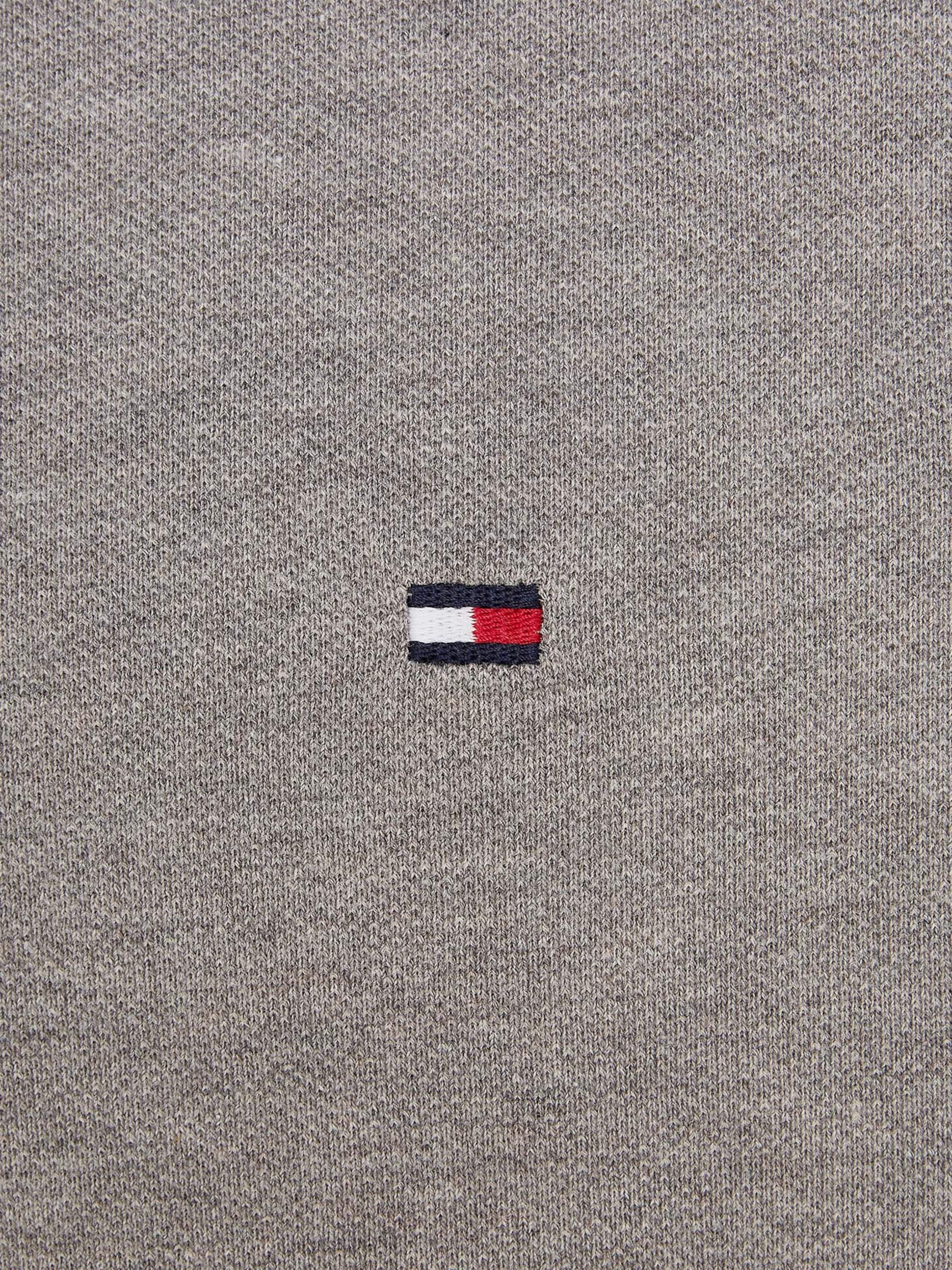 TOMMY HILFIGER Футболка в Серый