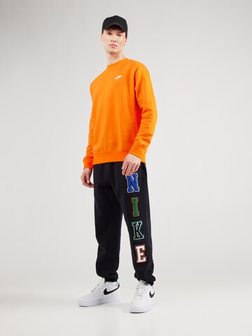 Nike Sportswear Regular Fit Sweatshirt 'CLUB FLEECE' i orange