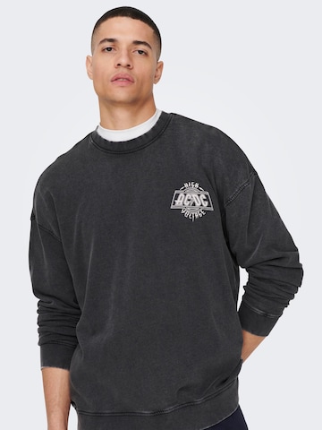 Only & Sons Sweatshirt i svart
