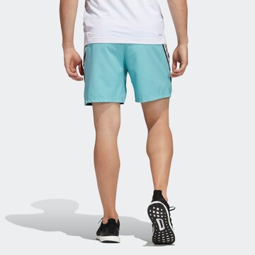 ADIDAS SPORTSWEAR Regular Sportshorts in Grün