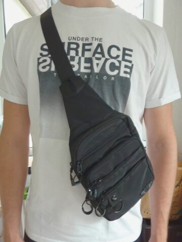 Kumixi Rugzak 'Sling bag' in Zwart