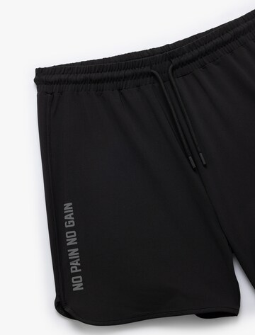 Koton Regular Broek in Zwart