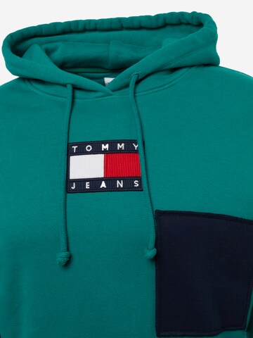 Tommy Jeans Sweatshirt in Green