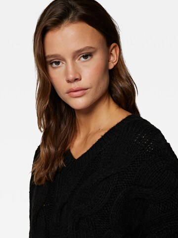 Mavi Sweater in Black